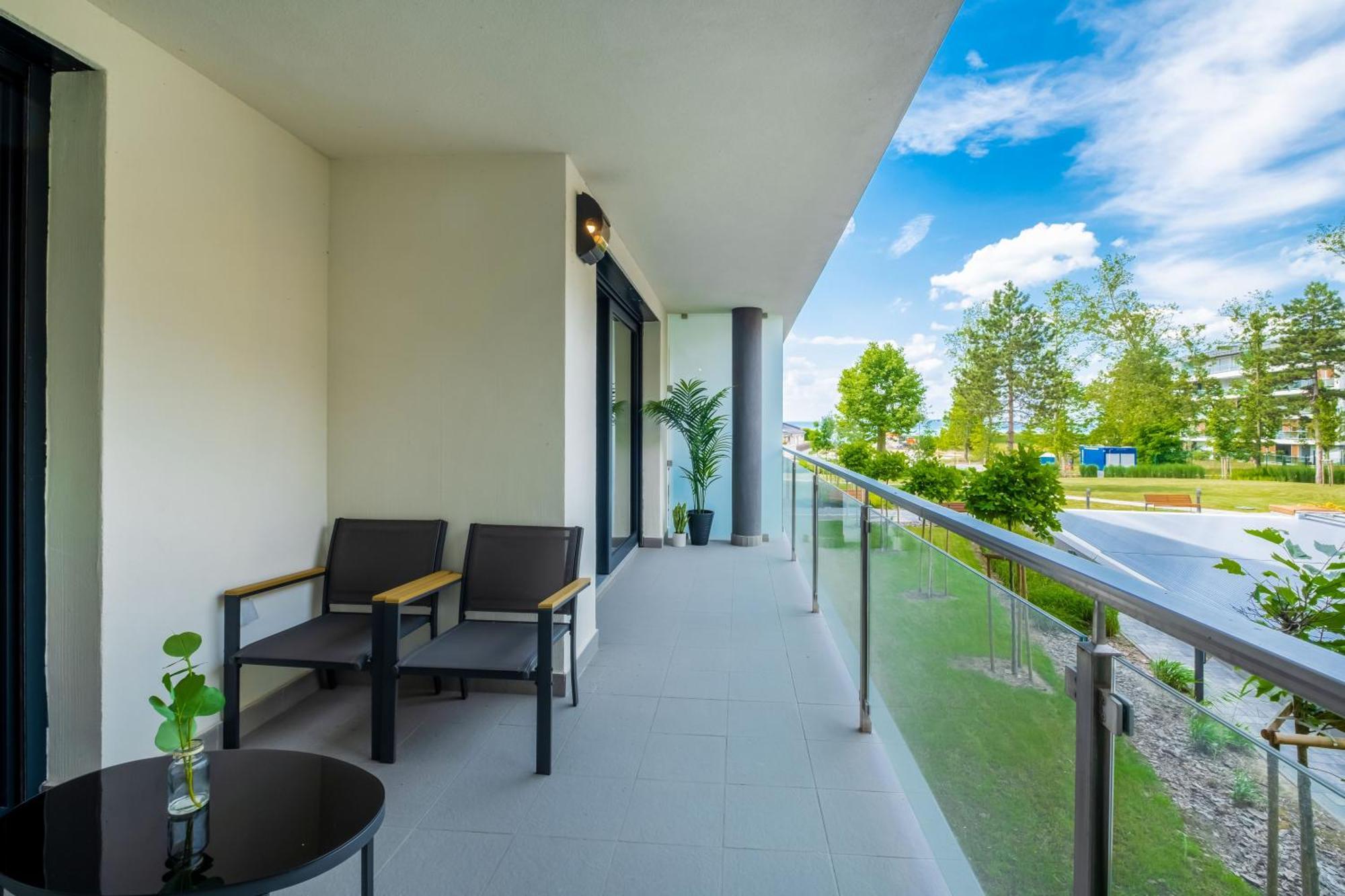 Casa Romana Apartmanok Siofok By Bltn Exteriör bild